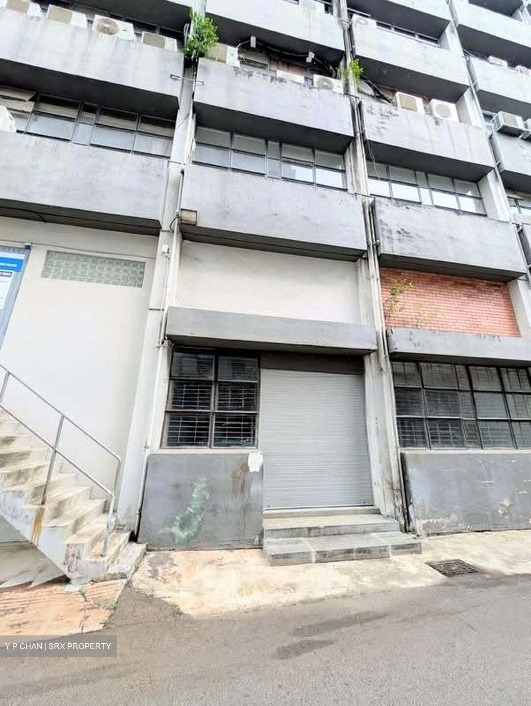 Pemimpin Industrial Building (D20), Factory #568706291